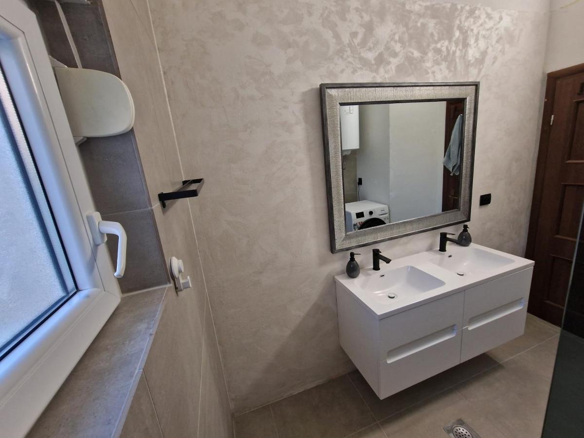 Big Panorama Villa, For 21 Person In Omis سيلينا المظهر الخارجي الصورة